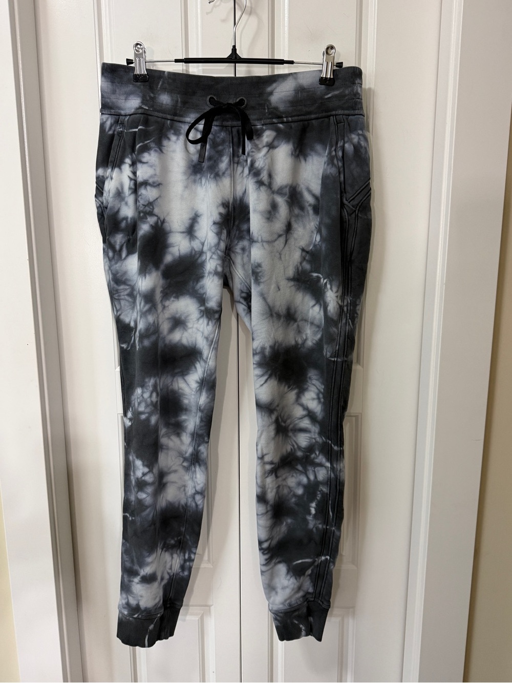 lulemon Warm Down Jogger 7/8 | Size 8